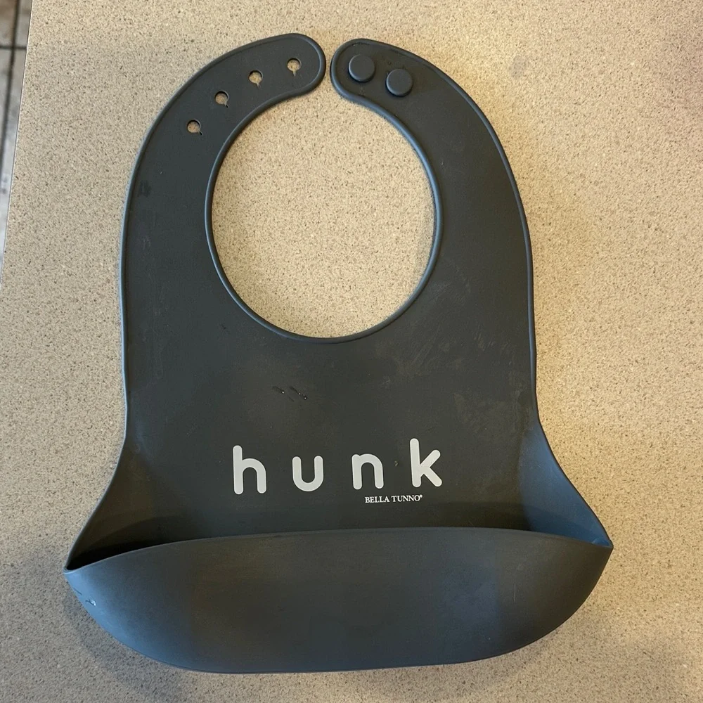 Bella Tunno Black Silicone Bib